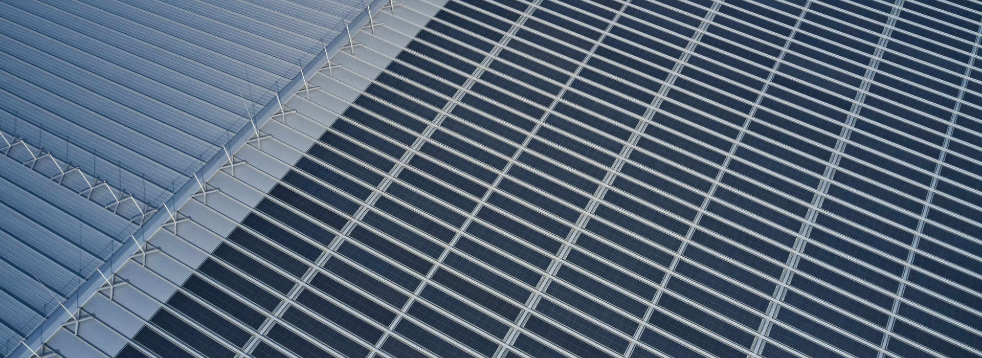 Dachintegrierte Solarlösungen für Stehfalzprofile