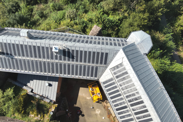 DAS Energy PV-Anlage auf denkmalgeschützter YBurg in Baden-Württemberg